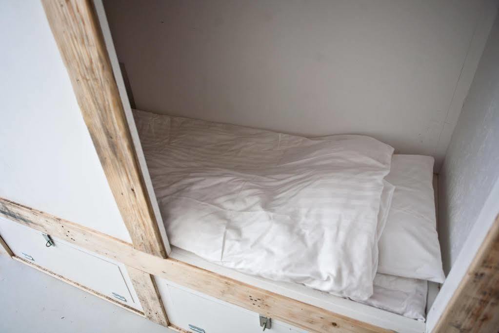 Hostel Capsule -